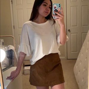 Oversized basic with flowy sleeves